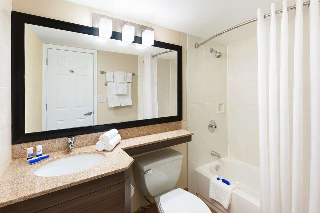 Best Western Leisure Inn Lakewood Habitación foto